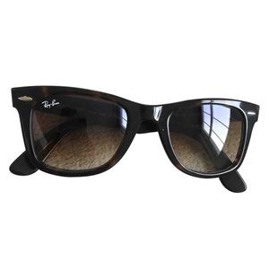 RayBan Wayfarer Sunglasses